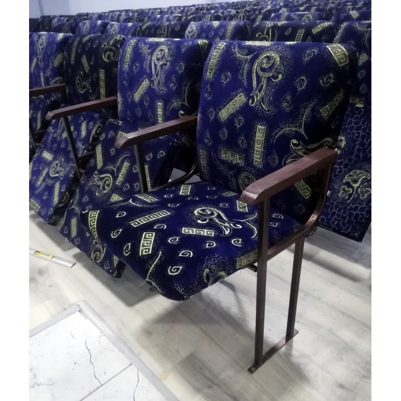 Scaun sala festiva